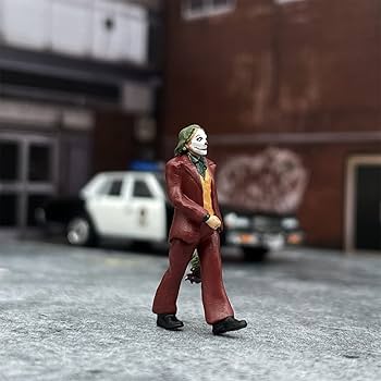 Amazon.co.jp: クラシック 1/64レジンモデル花を手に持つピエロ